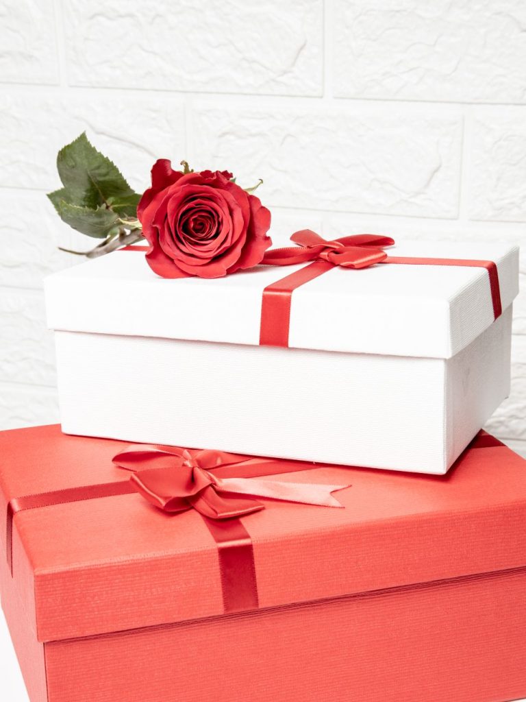 Rosa Individual en Caja Corazón